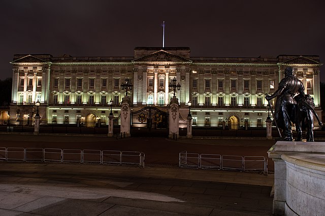 Buckingham Palace Mall a 'right royal mess' in coronation aftermath