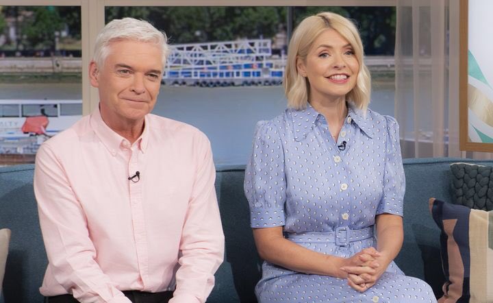 Phillip Schofield and Holly Willoughby with award