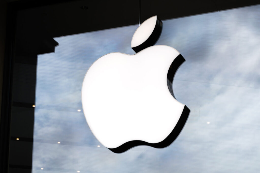 Giant tech company Apple's logo