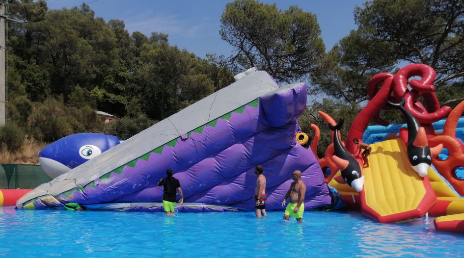 Image of inflatable castle accident in France.