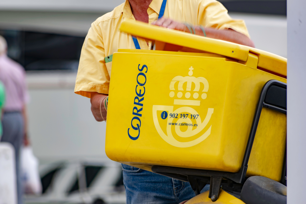 Image of a real Correos delivery.