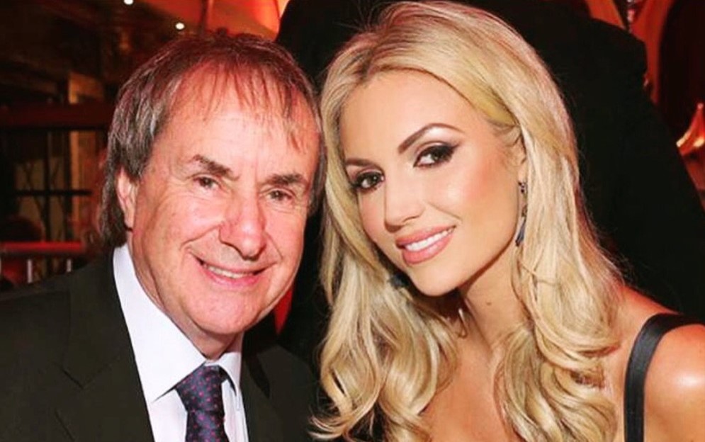 Baked Beans Signed By Chris De Burgh Auctioned