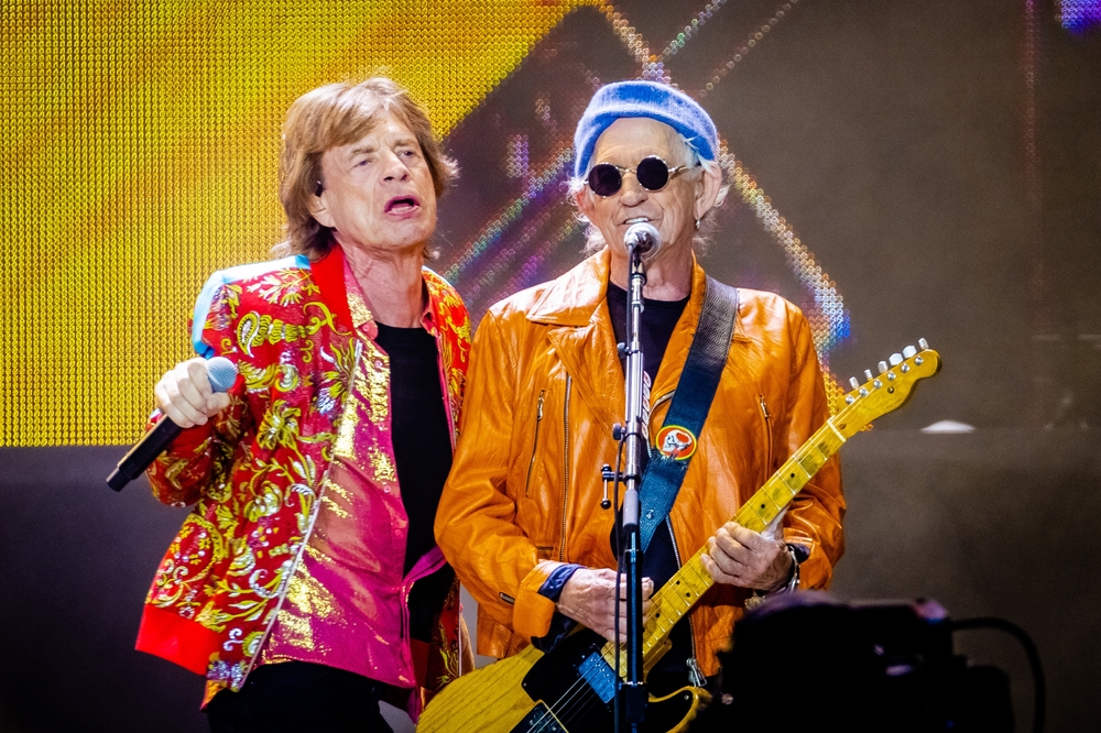 Stones' New Album Equals The Beatles