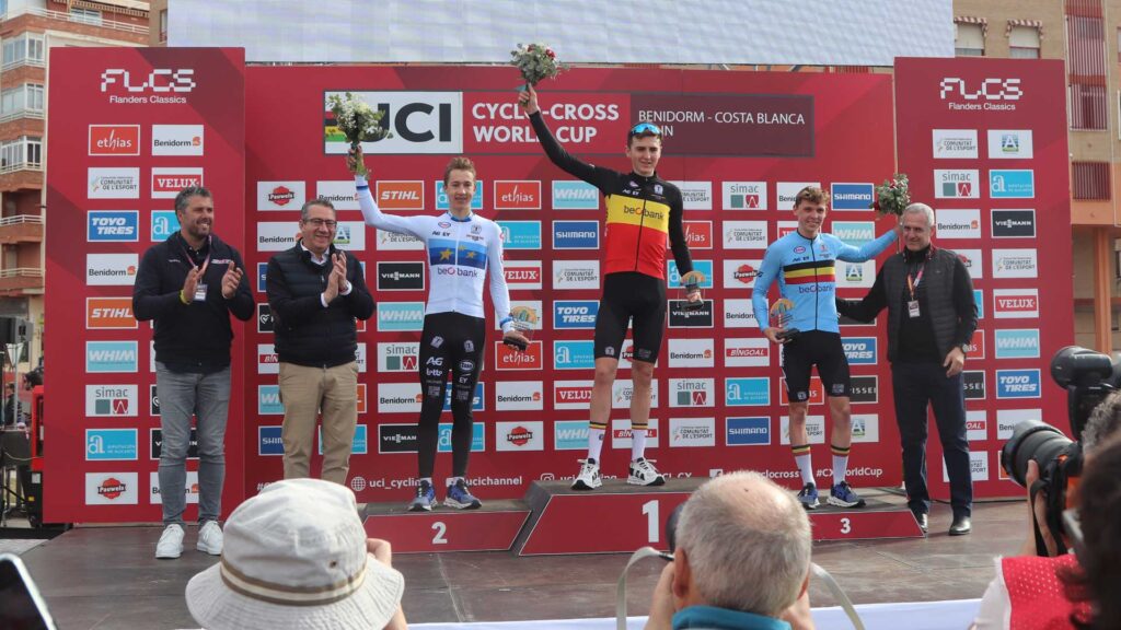 Benidorm breaks records: Cyclocross World Cup triumphs.