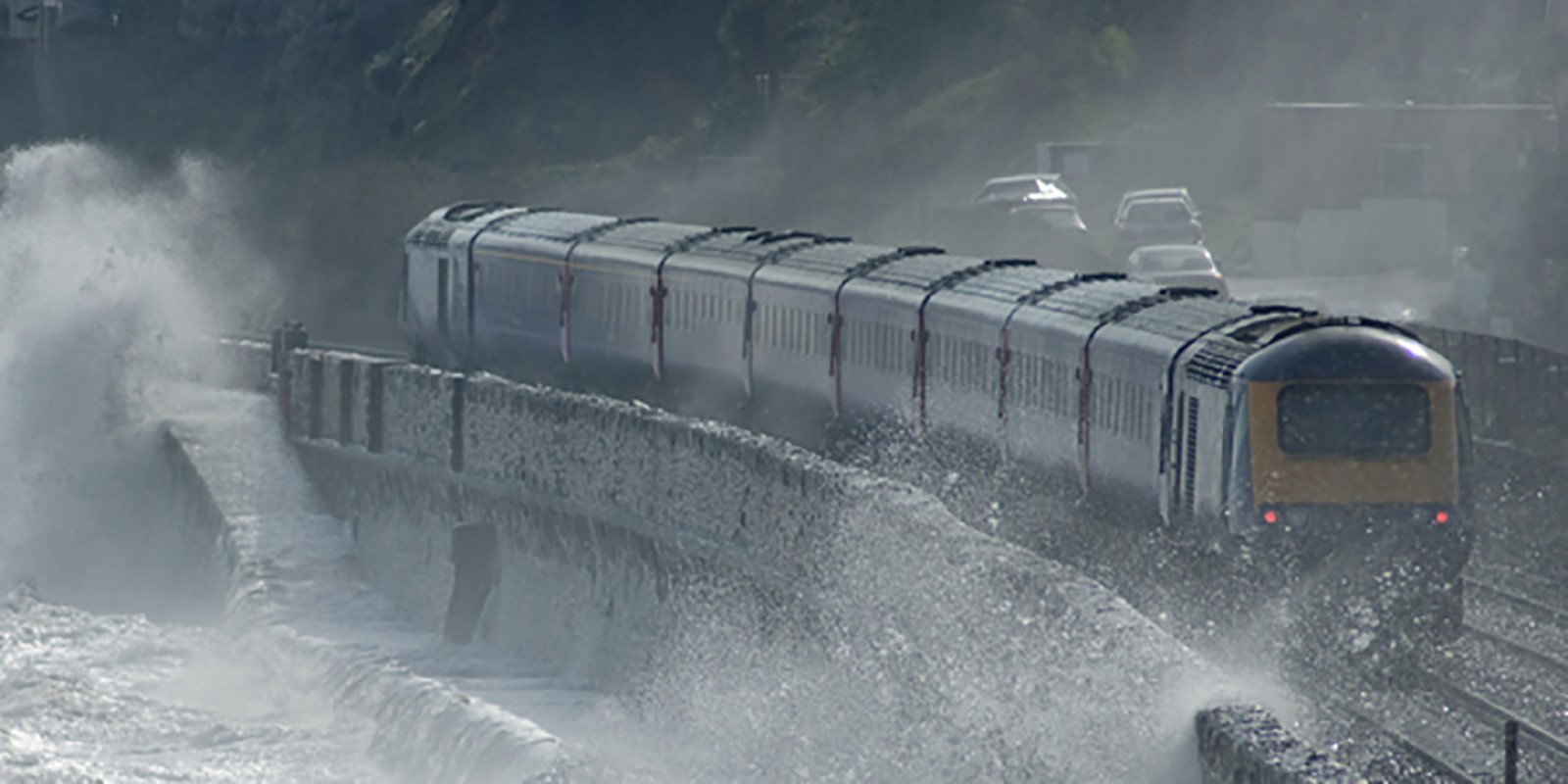 Storm Isha unleashes unprecedented chaos across the UK and Ireland ...