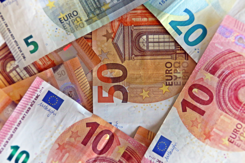 ECB picks Spain to make banknotes