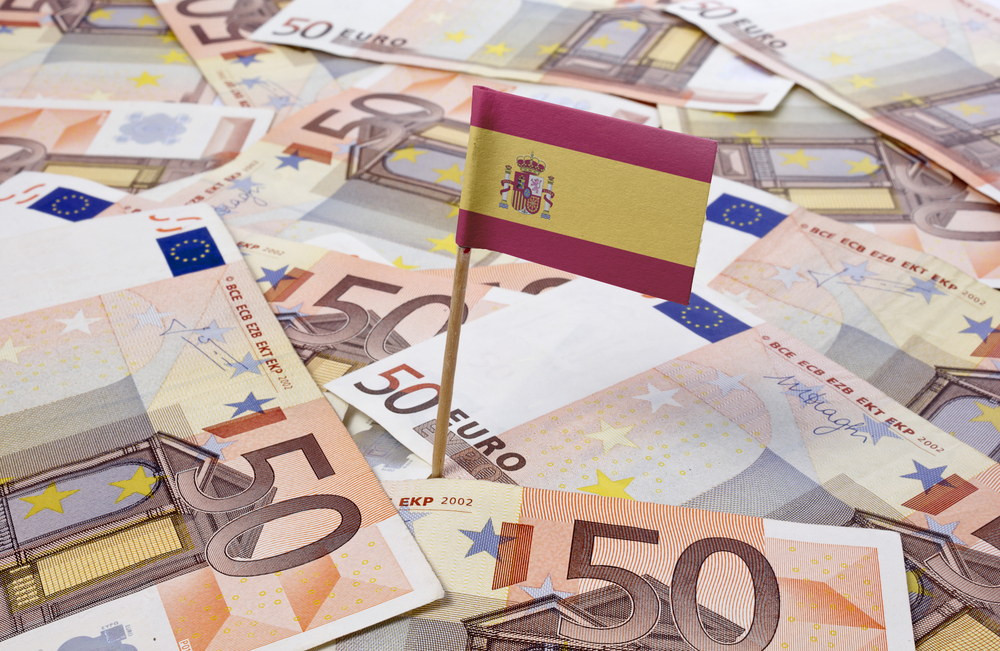 Which areas lead Spain's economic growth?