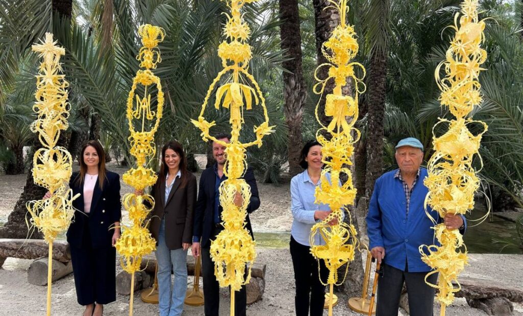 Elche's white palms: A time-honoured tradition.