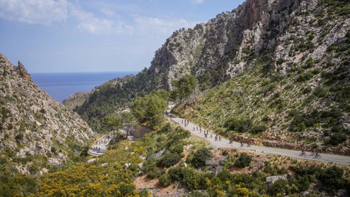 Cyclists on mountainous stretch of 312 cycling event