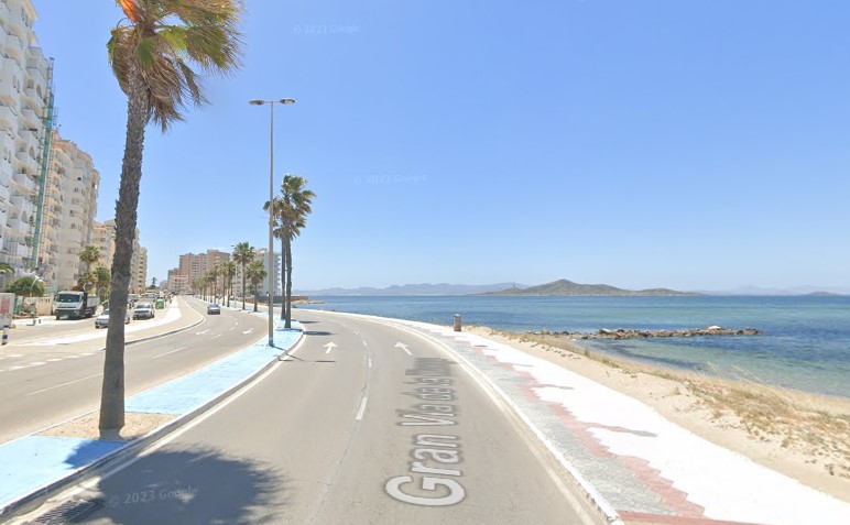 Where is Spain's longest street?
