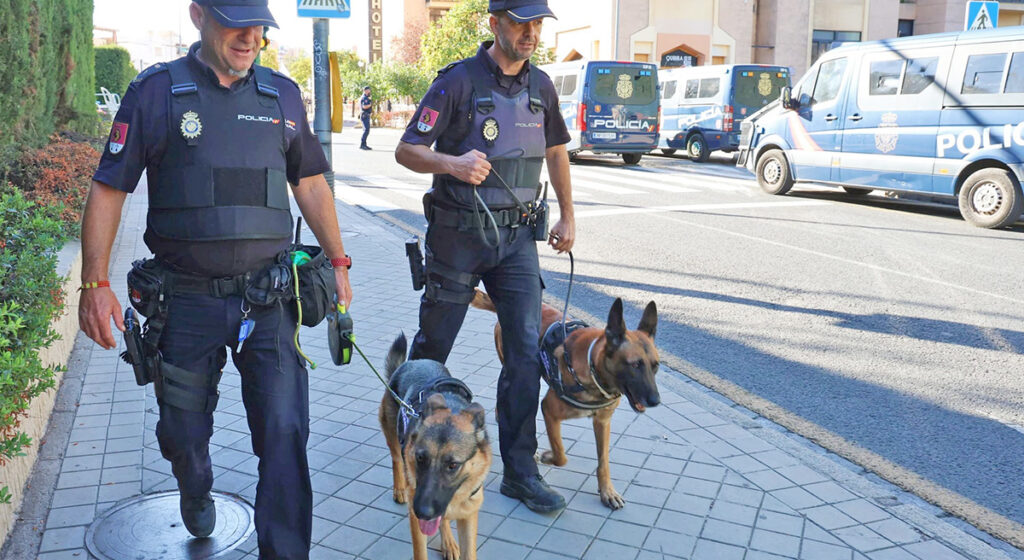 Policia Nacional canine unit