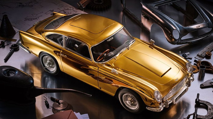 24-carot gold models of James Bond´s Aston Martin on sale for staggering price James Bond´s gold Aston Martin Euro Weekly News