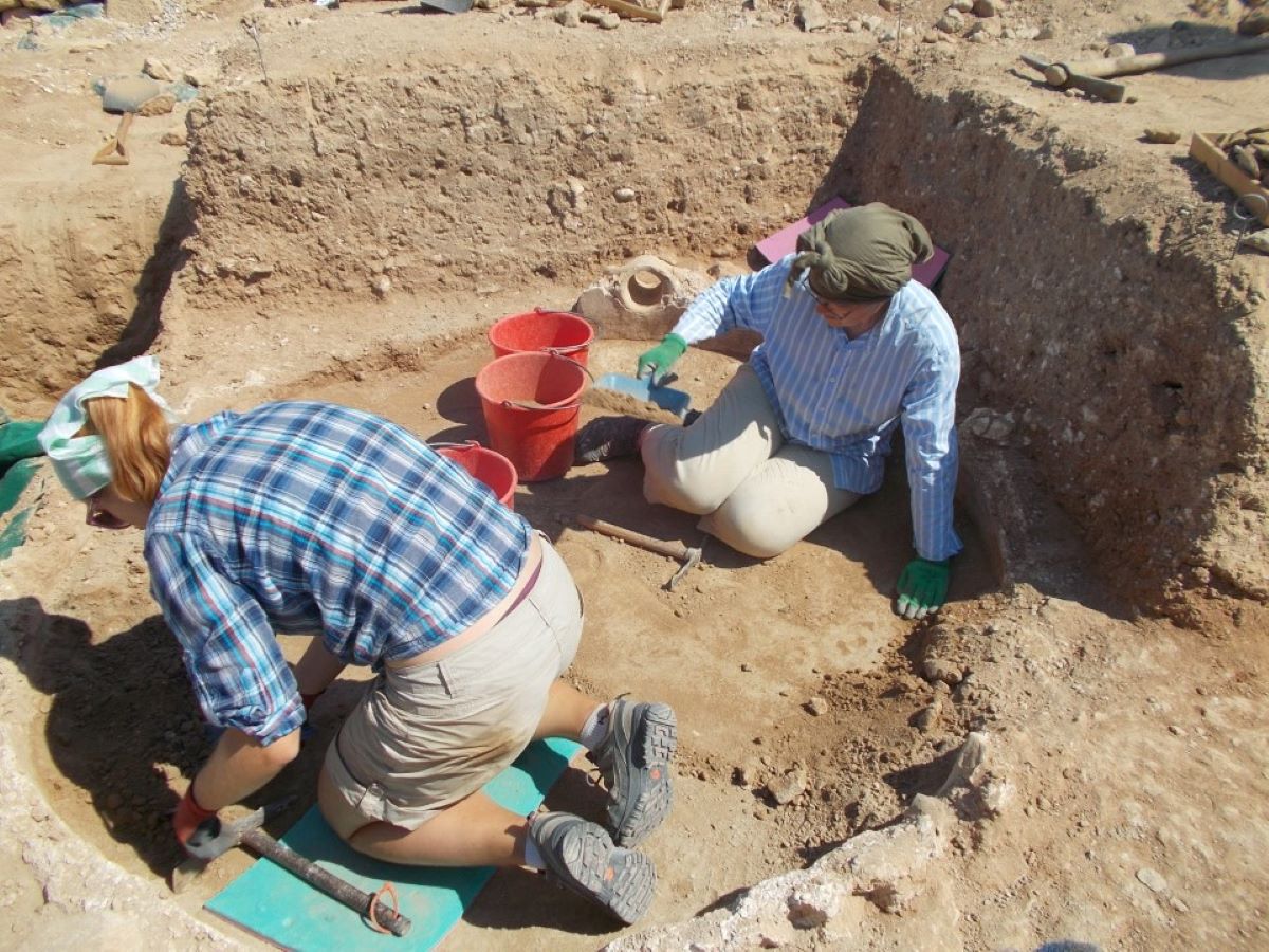 60 years of Polish archaeologists in Cyprus