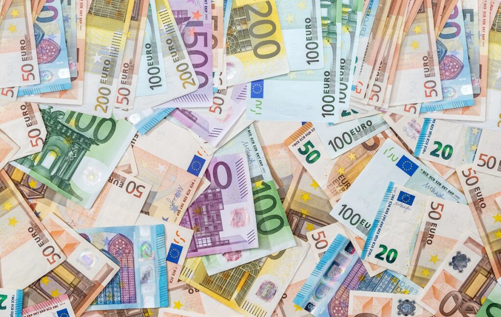 ECB Euro Banknote Design Contest Euro Weekly News ECB Euro Banknote Design Contest Euro Weekly News