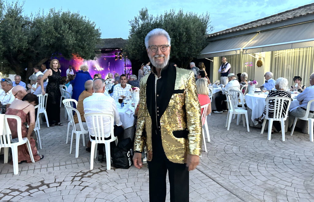 Fashion show at Miraflores Golf Club raises funds for dementia carers on Costa del Sol