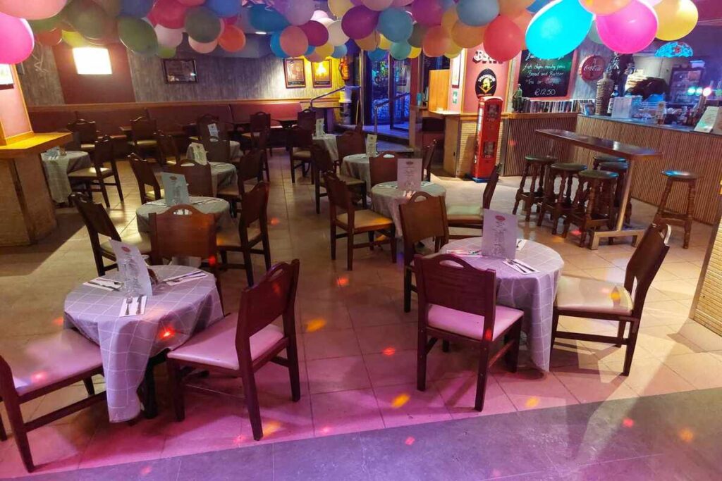 Spain's Gala Pubs: Christmas Dinner DISASTER?! What Went Wrong?!