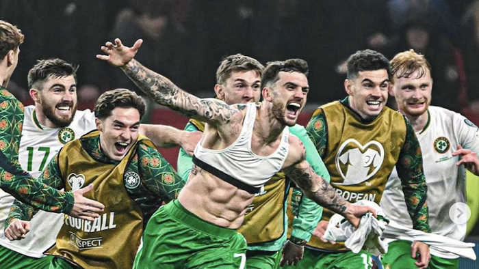 The team celebrates.