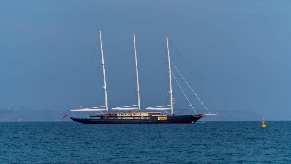 Bezos' Yacht Stuns Palma! What Secret Mission Awaits?