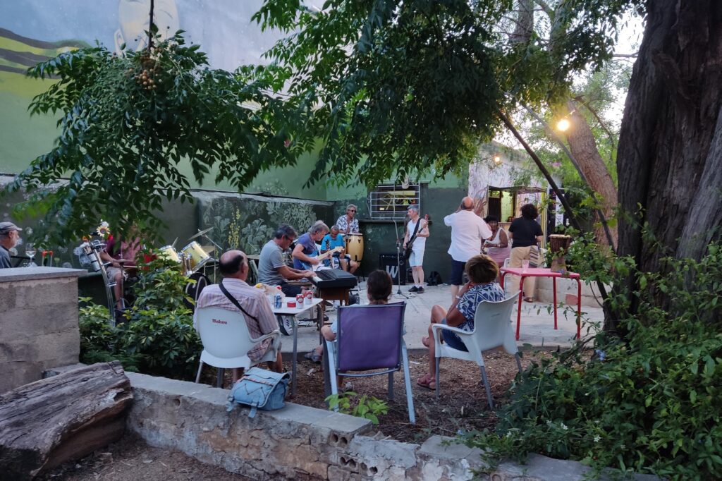 Musical market transforms La Mistelera into a creative hub in La Xara