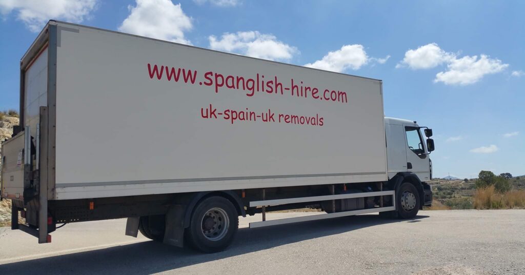 Spanglish Hire: Unlock Untapped Talent & Skyrocket Your Business!