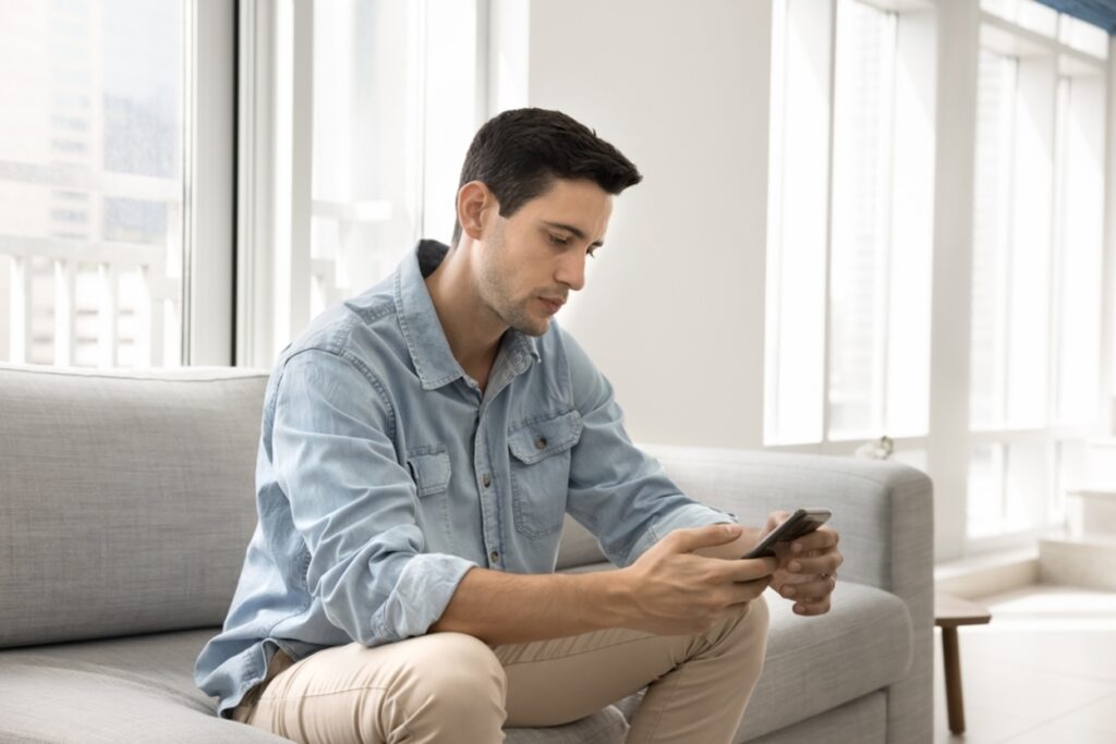 £1.1BN Phone Network Lawsuit: Were YOU Overcharged?! Find Out Now!