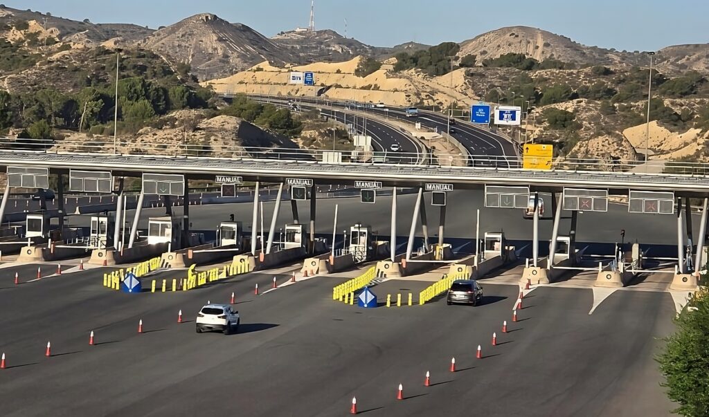 Spanish Toll Roads: Prepare for Price Hikes in 2026?!
