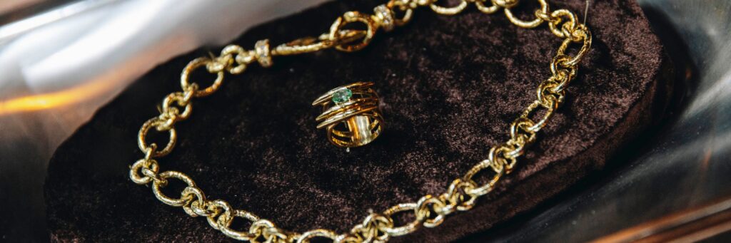 Montenegro Jewelers' SHOCKING Secret Revealed in Dénia!
