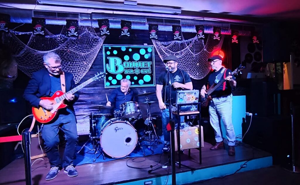 Blue Stompers Return! Jazz Club Set for Electrifying Comeback?!