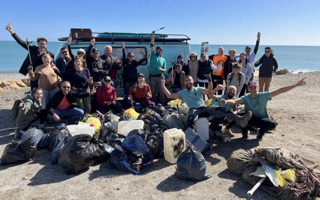 Manilva Beaches Sparkle! Eco-Heroes & Mil Playas Unite - See the Stunning Results!