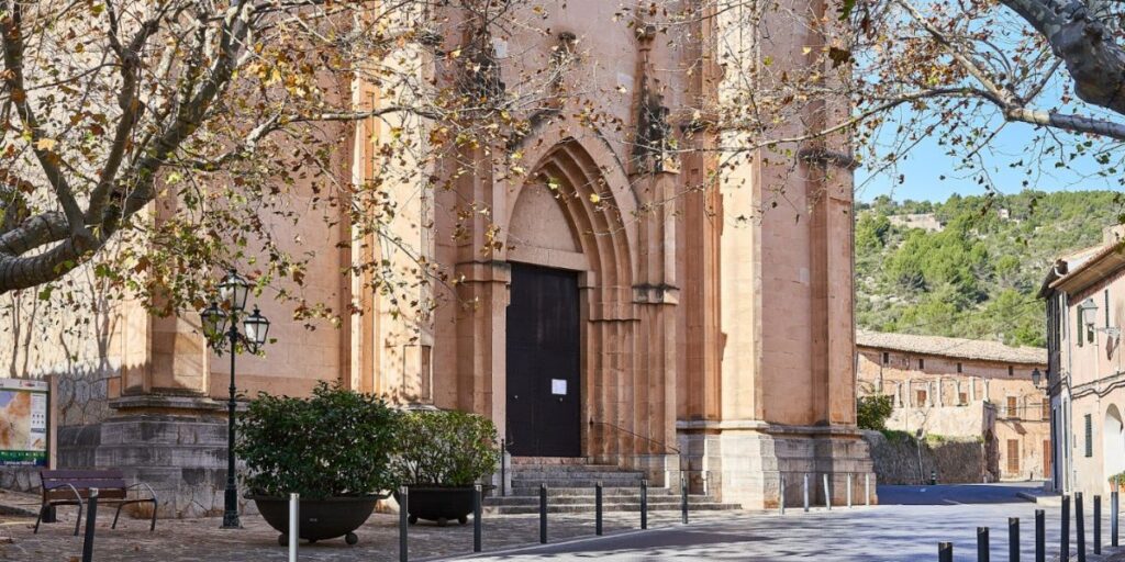Mallorca Housing WAR! Gov't SHUTS DOWN Price Cap – What Will Happen Next?!
