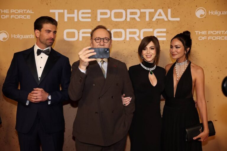 Exclusive premiere of the portal of force in Berlin featuring Kevin Spacey  and Elvira Paterson