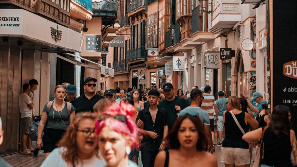 Busy crowds in Palma