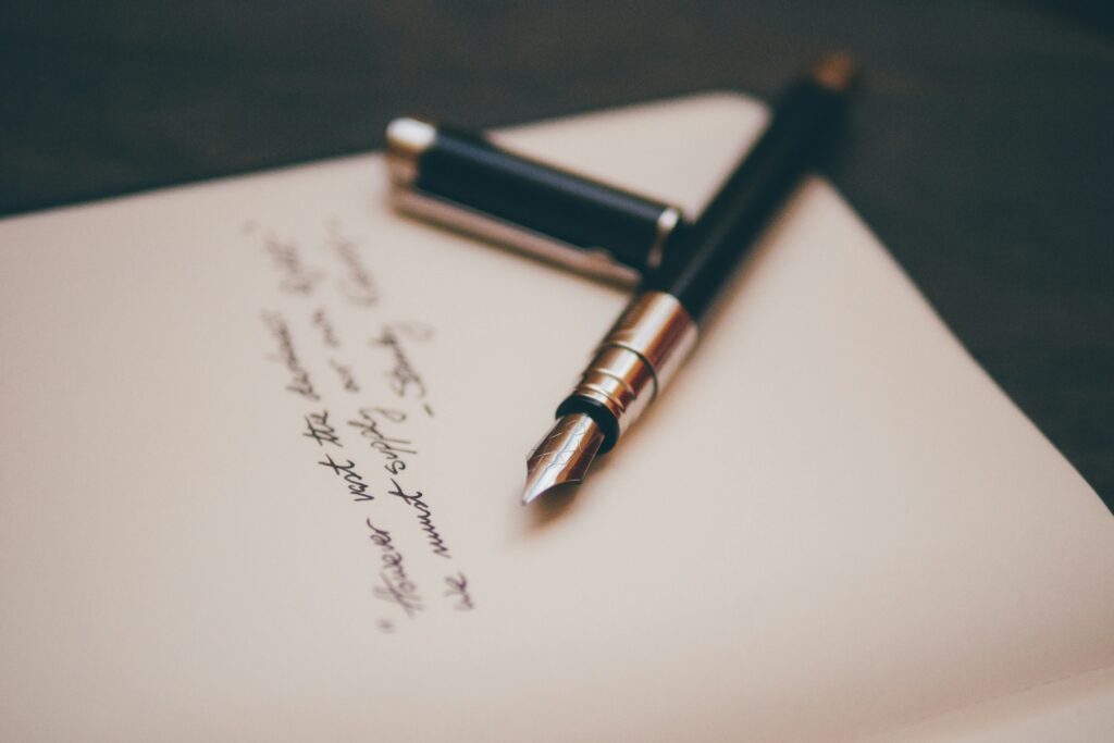 Mazarron's 'Declara-té' Contest: Can YOU Write the Perfect Love Poem?!