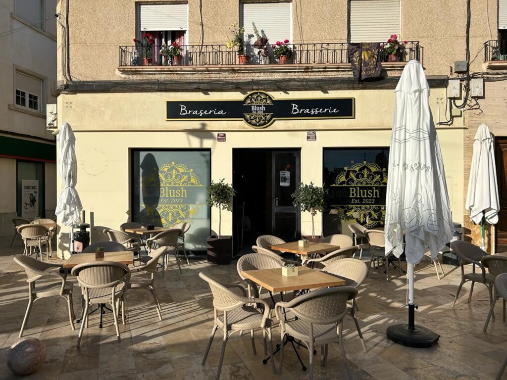 Plaza Nueva's Hidden Gem: You Won't Believe This Cozy Bistro!