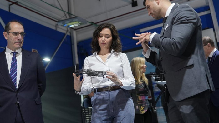 Díaz Ayuso presents the first Drone Strategy.