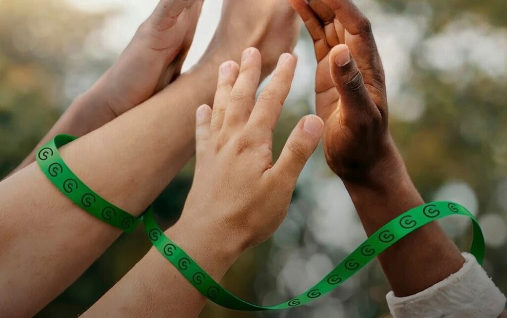 AECC & Marbella's Green Bracelets: A Bold Stand Against Cancer!