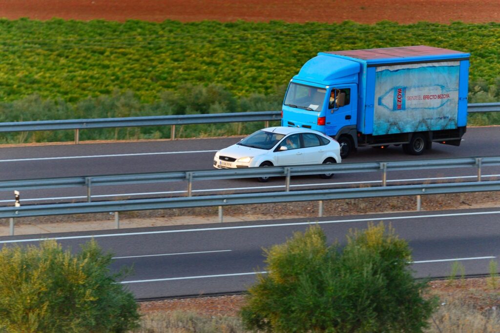 Spain's 2026 Driving Rules: Will YOUR Trip Be Ruined?! New Laws Shock Drivers!