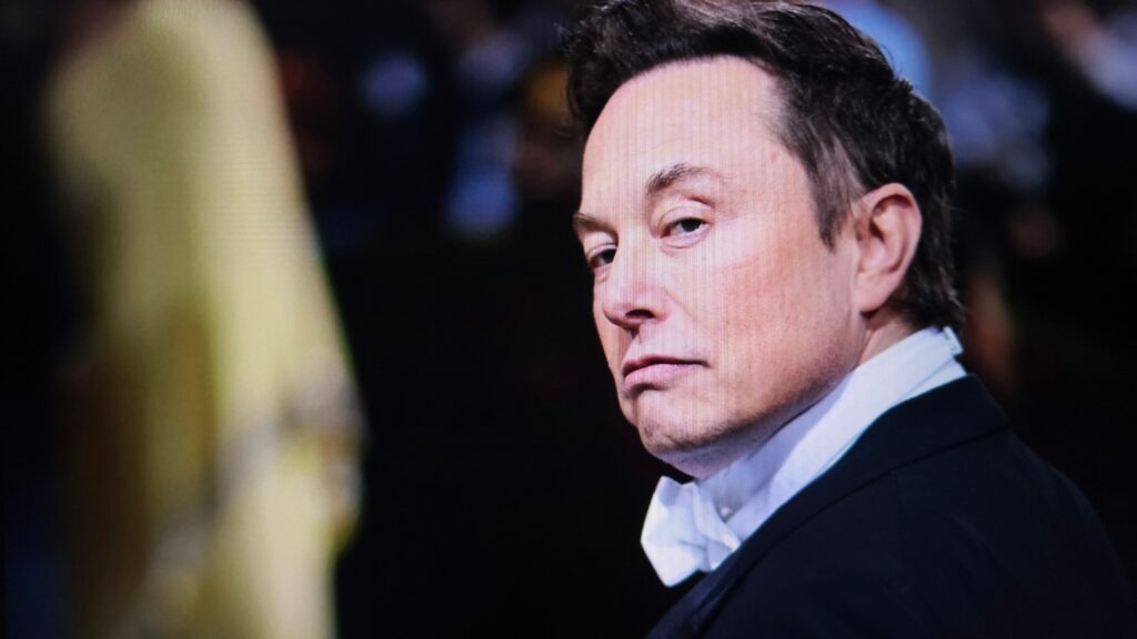 Elon Musk Calls for Sánchez's Arrest?! Shocking Post Sparks Outrage!