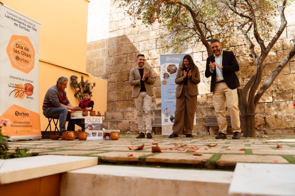Spain's Pot-Throwing Fiesta: You Won't Believe What Happens Next!
