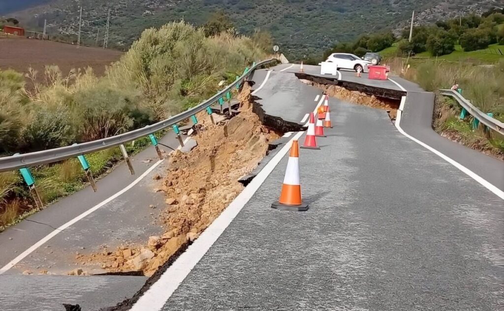 Andalucia Cut Off! Storm Marta's Fury Leaves Roads Impassable!