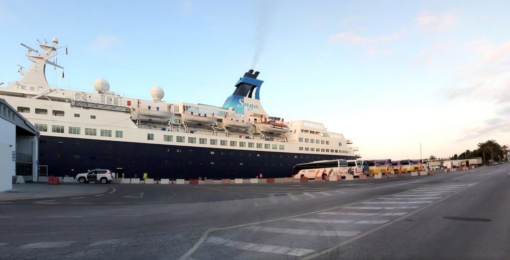 Motril Port PREPARES for Cruise Ship INVASION in 2026! What Will Happen?