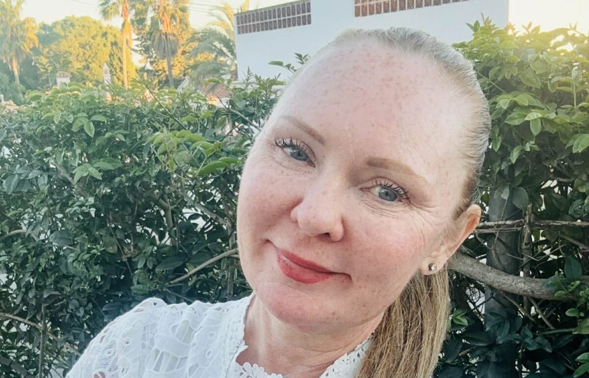 Laura Elen, Singer, Entertainer, And A “proper Welsh Girl” In The Costa Del Sol