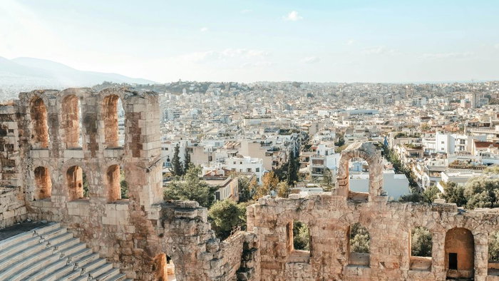 Greece will move all transactions to the banking system