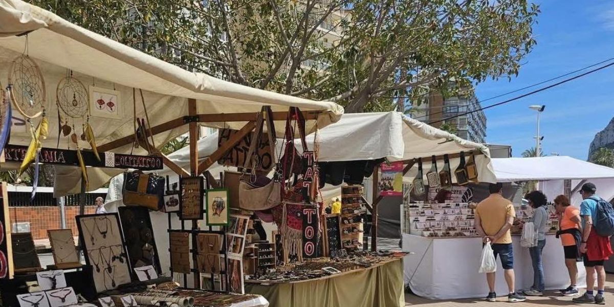 Handmade Goods, Beachfront Strolls And Artisan Charm – Calpe’s Popular Craft Market Set To Open