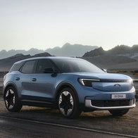 Ford Explorer Premium Extended Range RWD