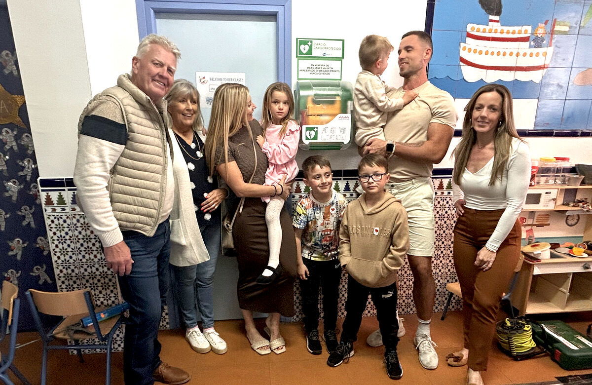 Save A Life Donate Their 9th Defibrillator To A School In Alhaurin El Grande In The Name Of Little Milas