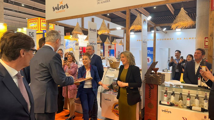 King Felipe VI stops by Sabores Almeria stall