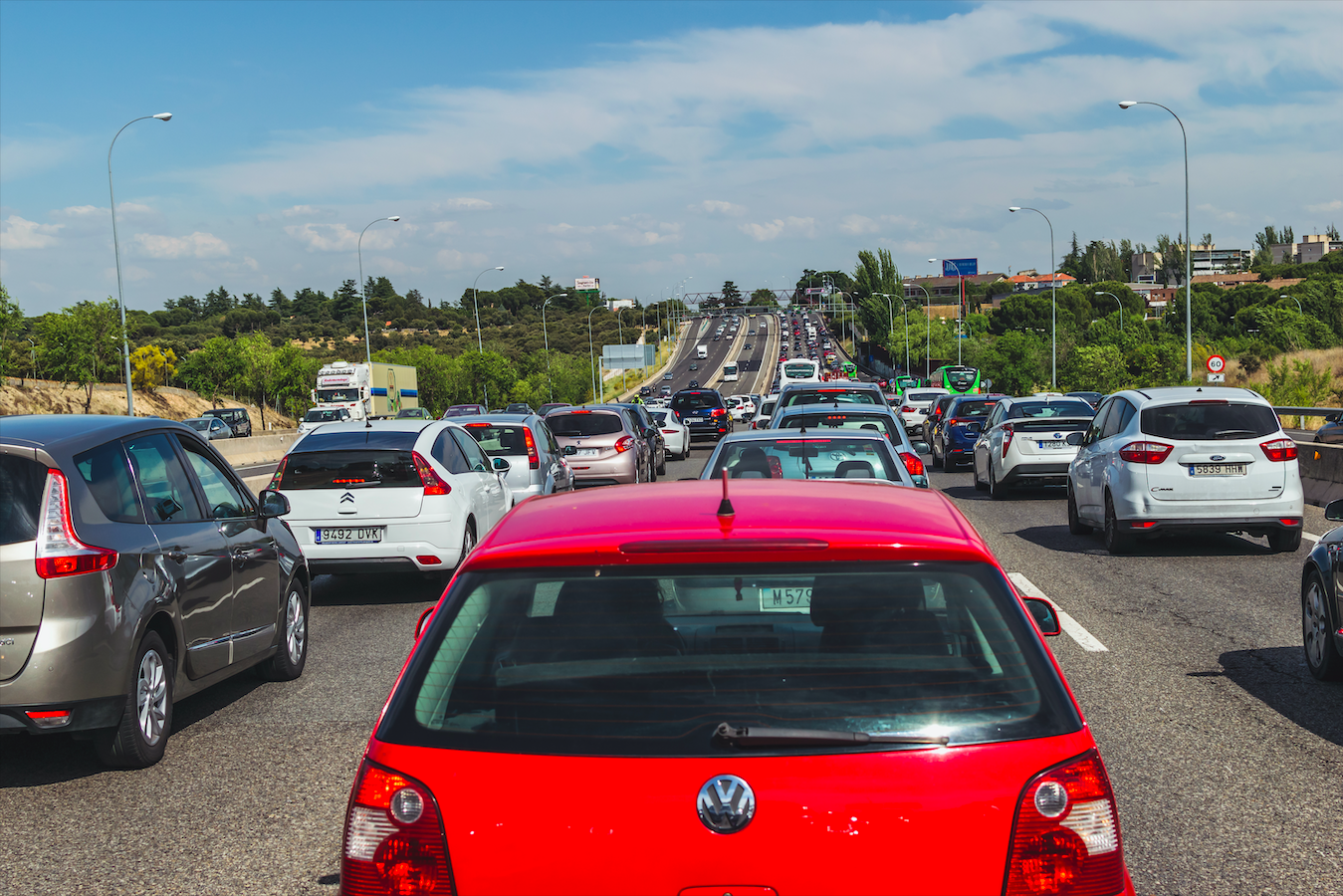 Spain’s roads gridlocked as Easter getaway begins with kilometre-long queues