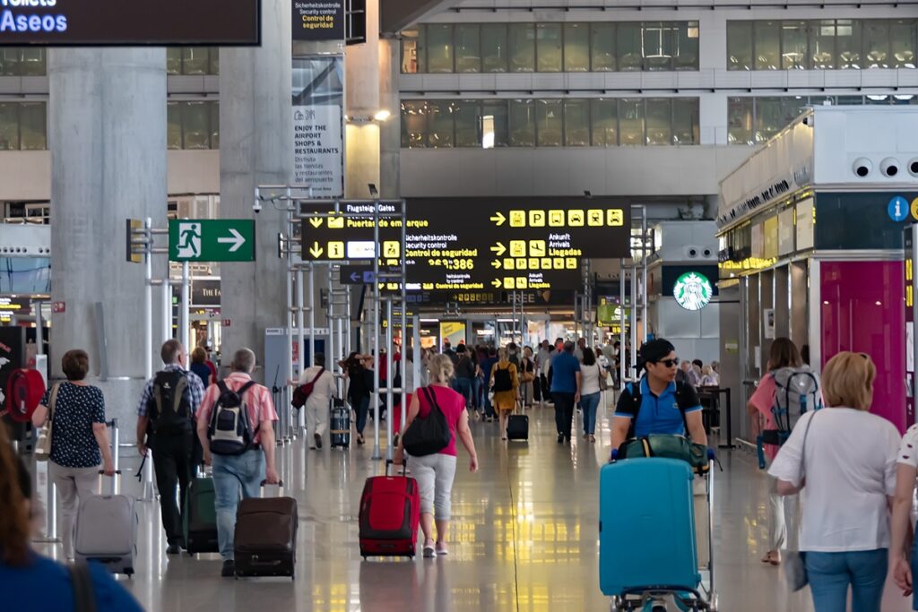 Europe flight prices warning. Airfares set to rise as fuel costs surge – What it means for travellers in Spain
