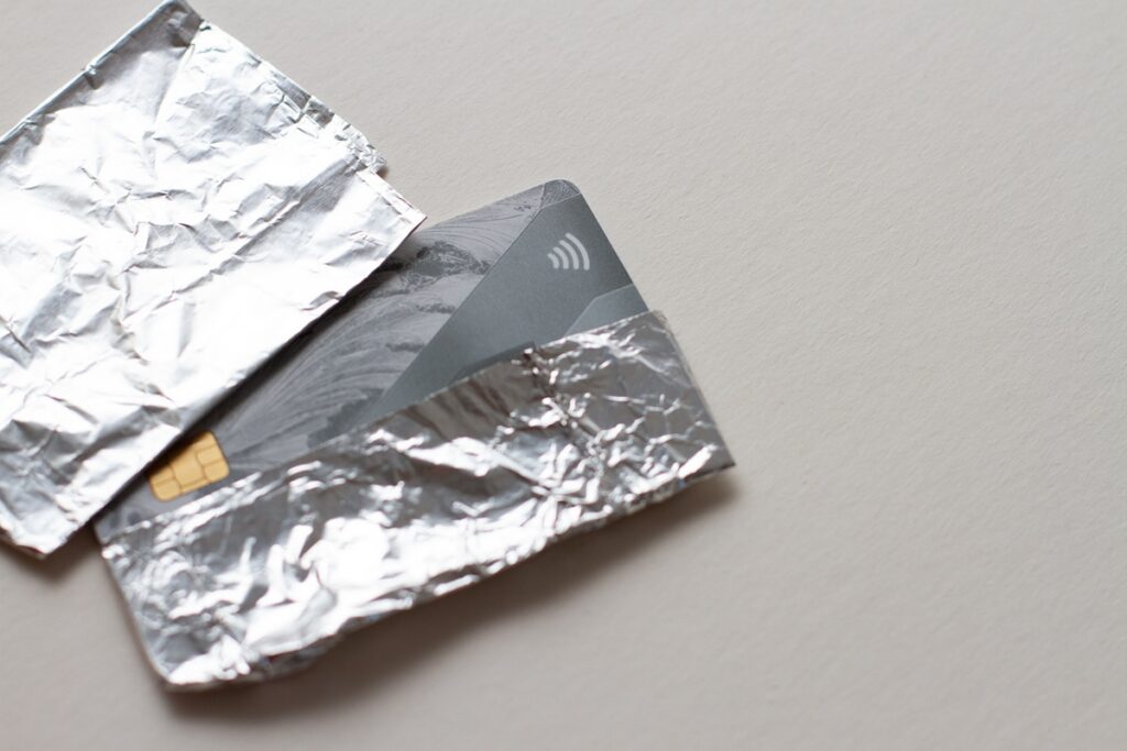 Bank card foil warning explained « Euro Weekly News